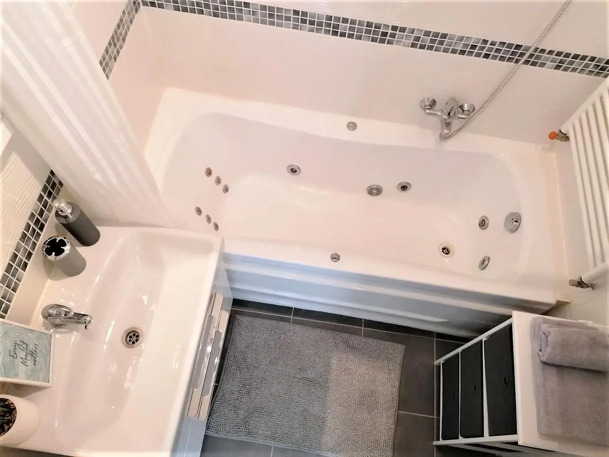 Sweet Central Apartment ,In The City Center Eger Hungary
